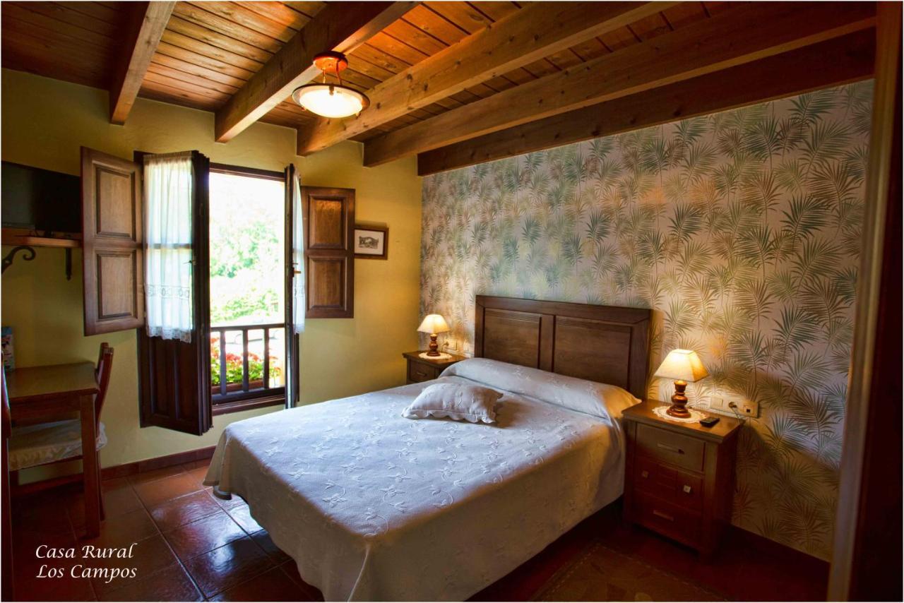 Casa Rural Los Campos 科里奥 外观 照片