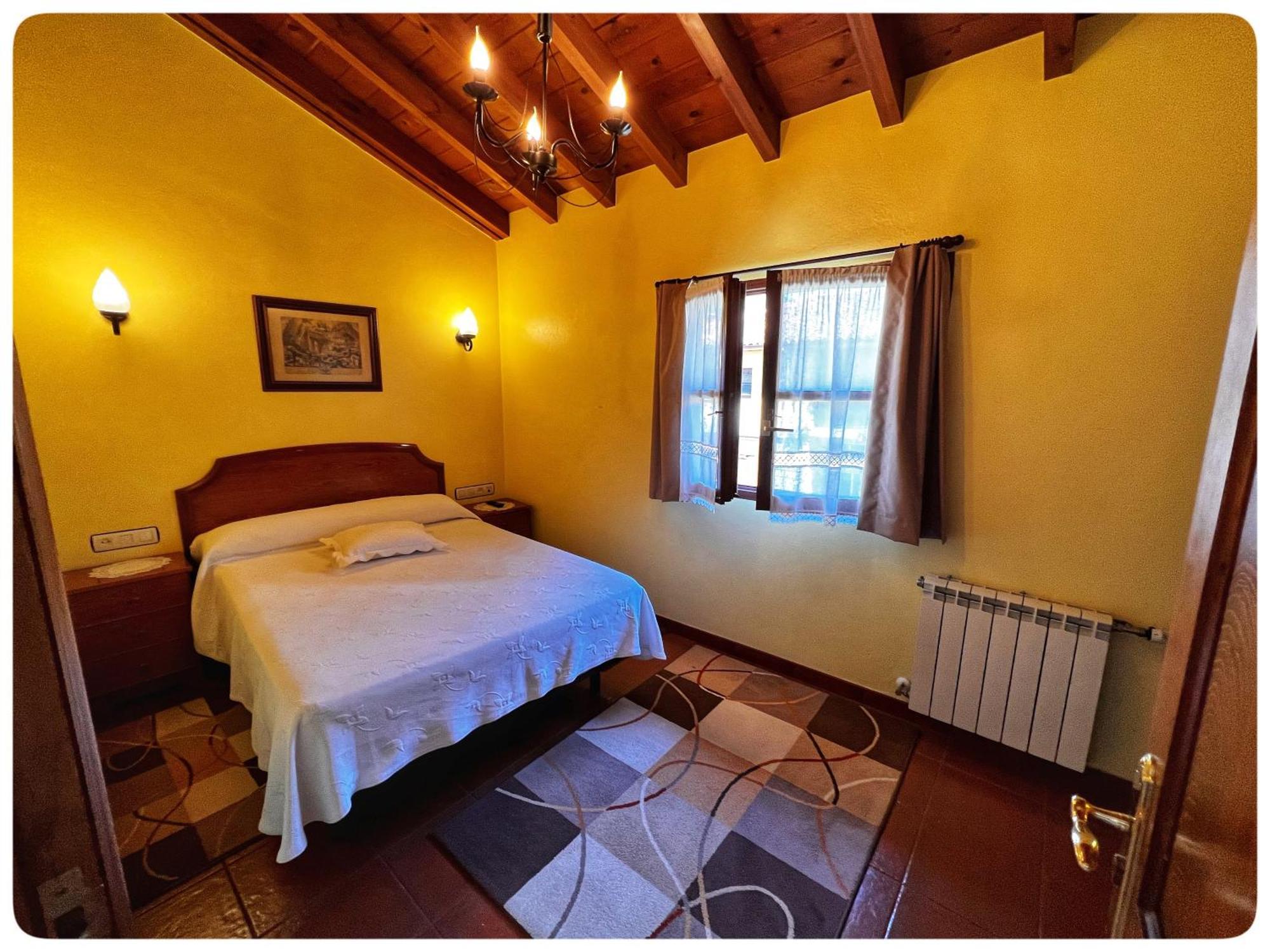 Casa Rural Los Campos 科里奥 外观 照片